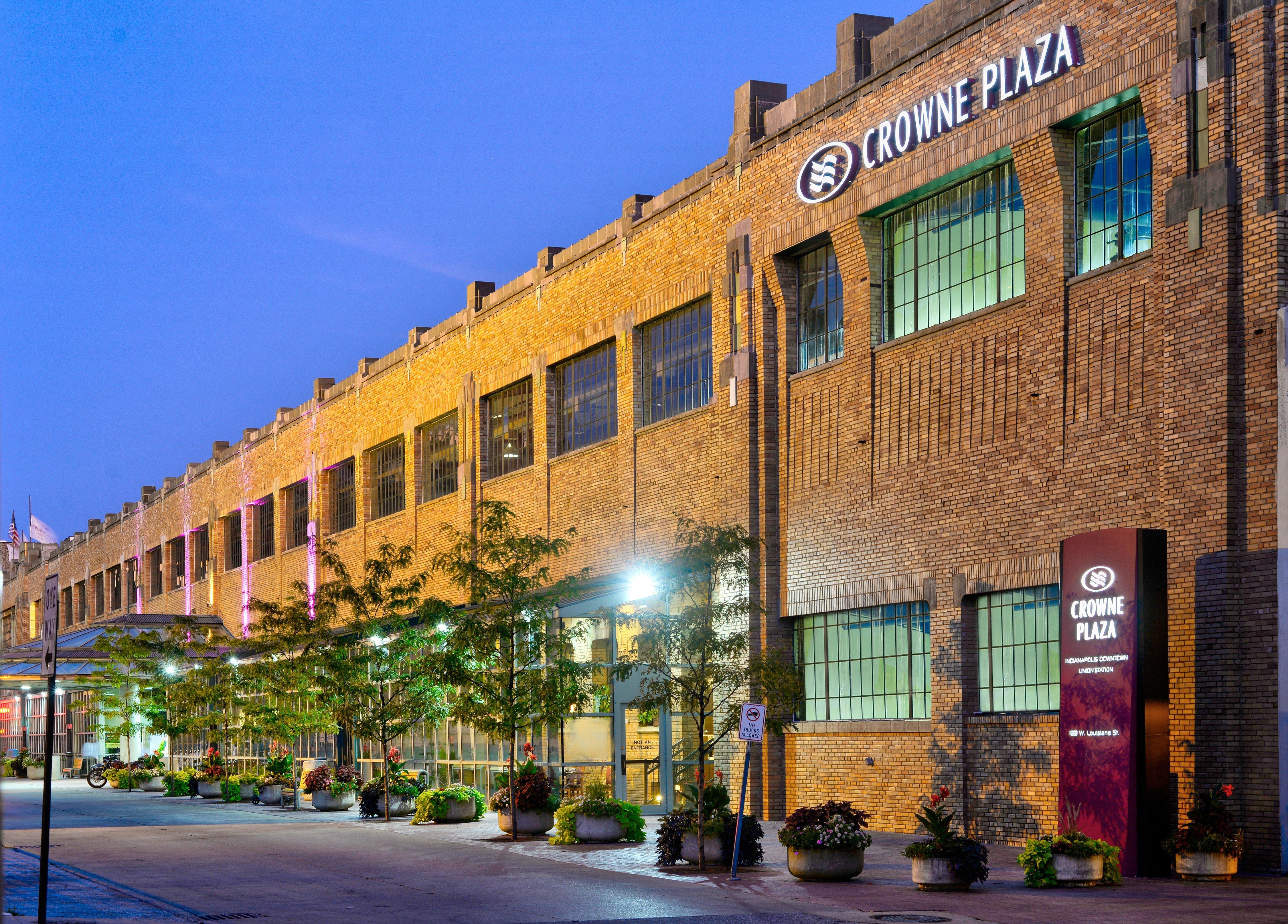 Crowne Plaza Indianapolis-Dwtn-Union Stn By Ihg Ξενοδοχείο Εξωτερικό φωτογραφία