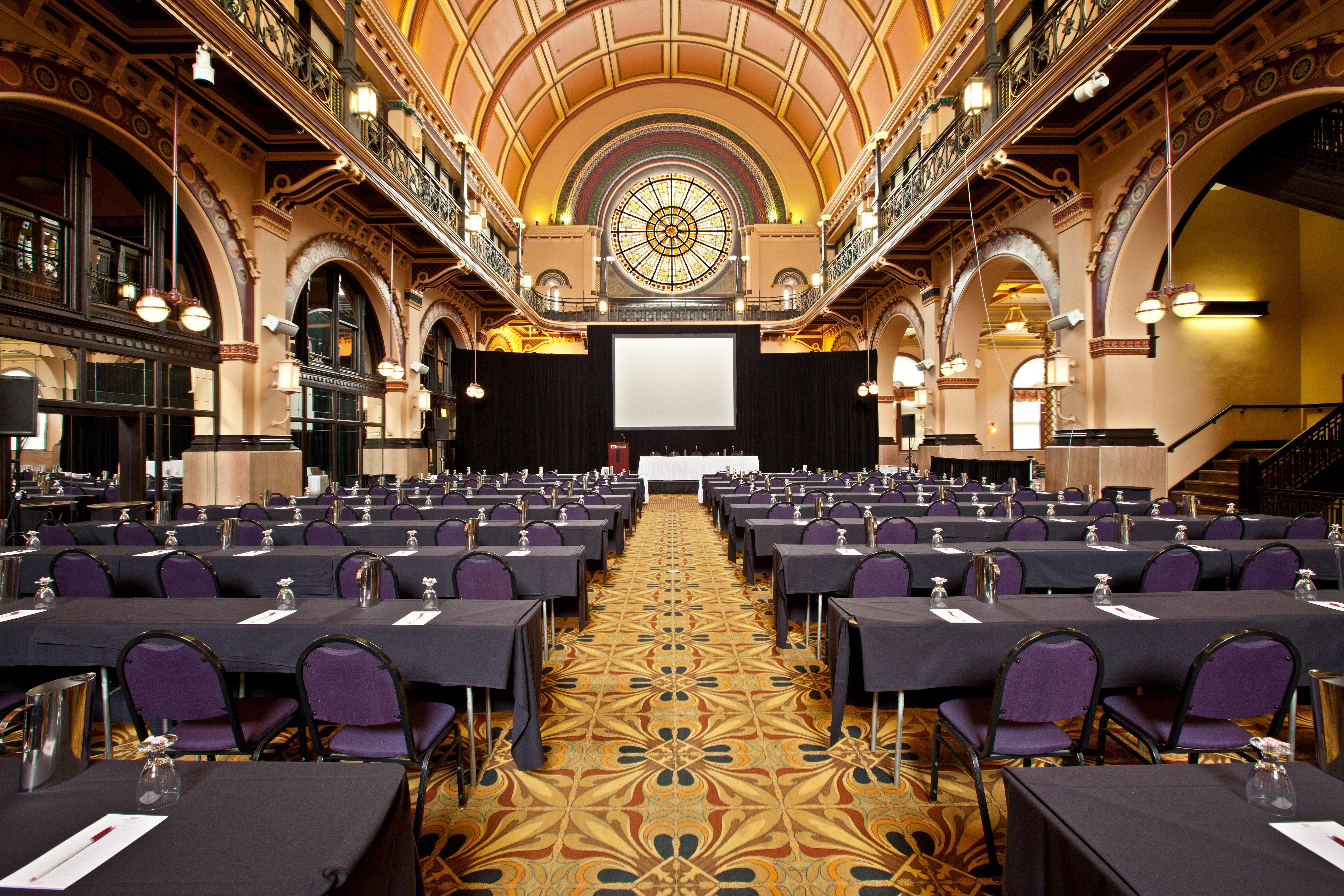 Crowne Plaza Indianapolis-Dwtn-Union Stn By Ihg Ξενοδοχείο Εξωτερικό φωτογραφία