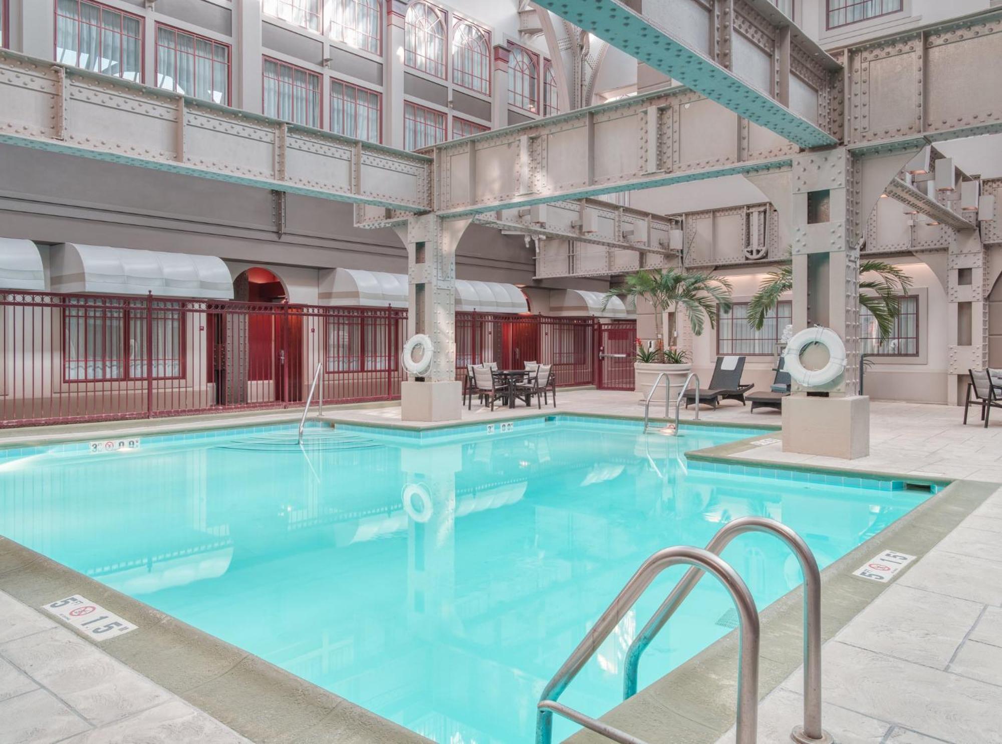 Crowne Plaza Indianapolis-Dwtn-Union Stn By Ihg Ξενοδοχείο Εξωτερικό φωτογραφία