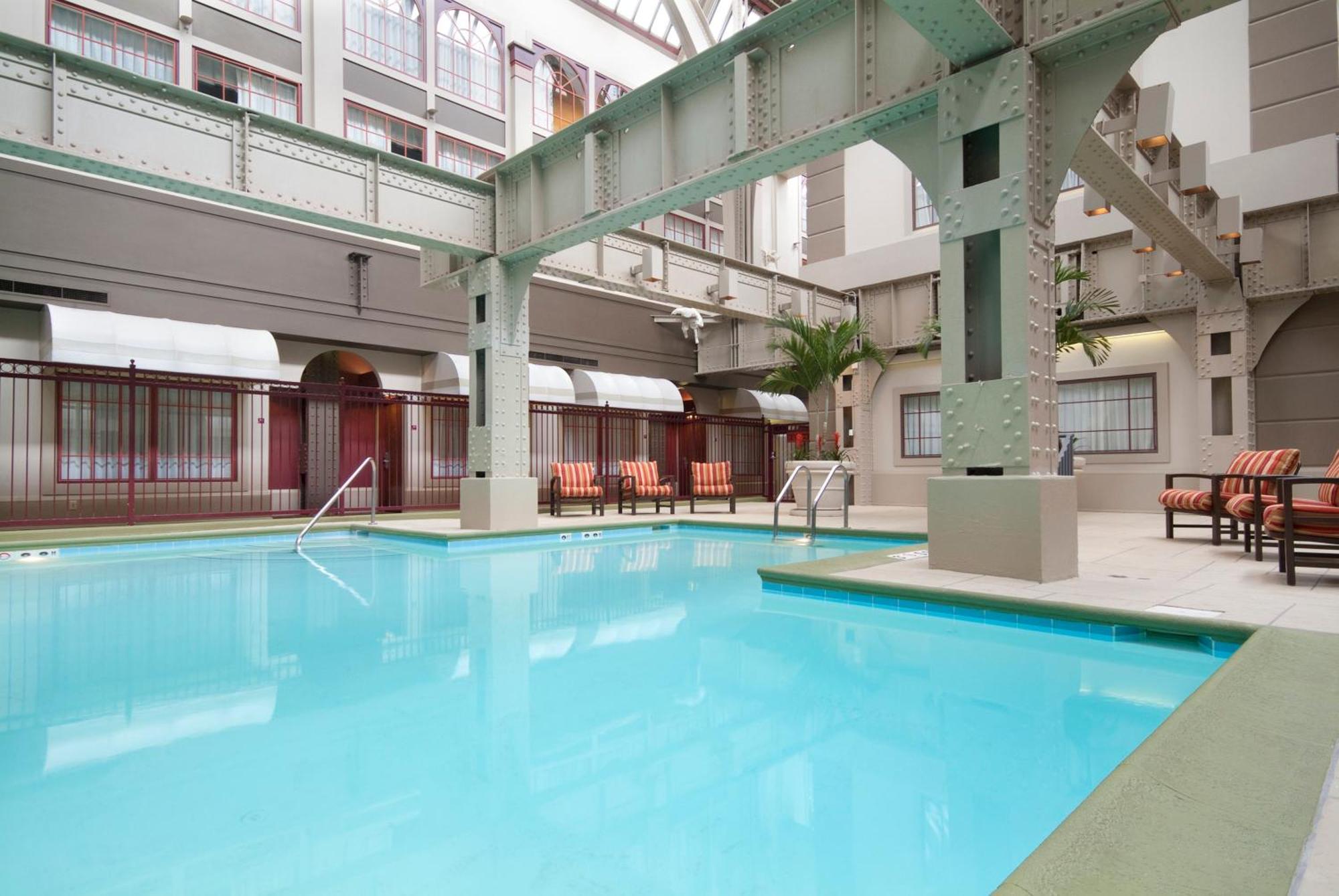 Crowne Plaza Indianapolis-Dwtn-Union Stn By Ihg Ξενοδοχείο Εξωτερικό φωτογραφία
